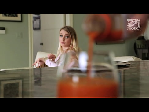 ❤️ ילדה לוהטת עם ציצים גדולים וכוס צמוד מקבל זין ממפסיד, אבל קשה מאוד ❤️ פאקינג אצלנו ❌